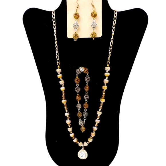 247NEB136 Handmade 3 pc. Gold & Silver Necklace Set - Picture 2 of 8